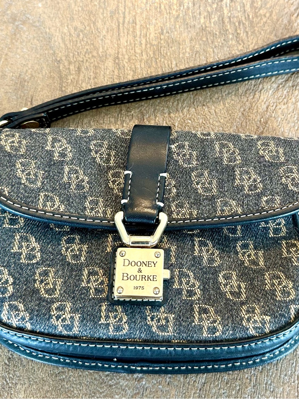 Dooney & Bourke Black Signature Monogram Shoulder Bag